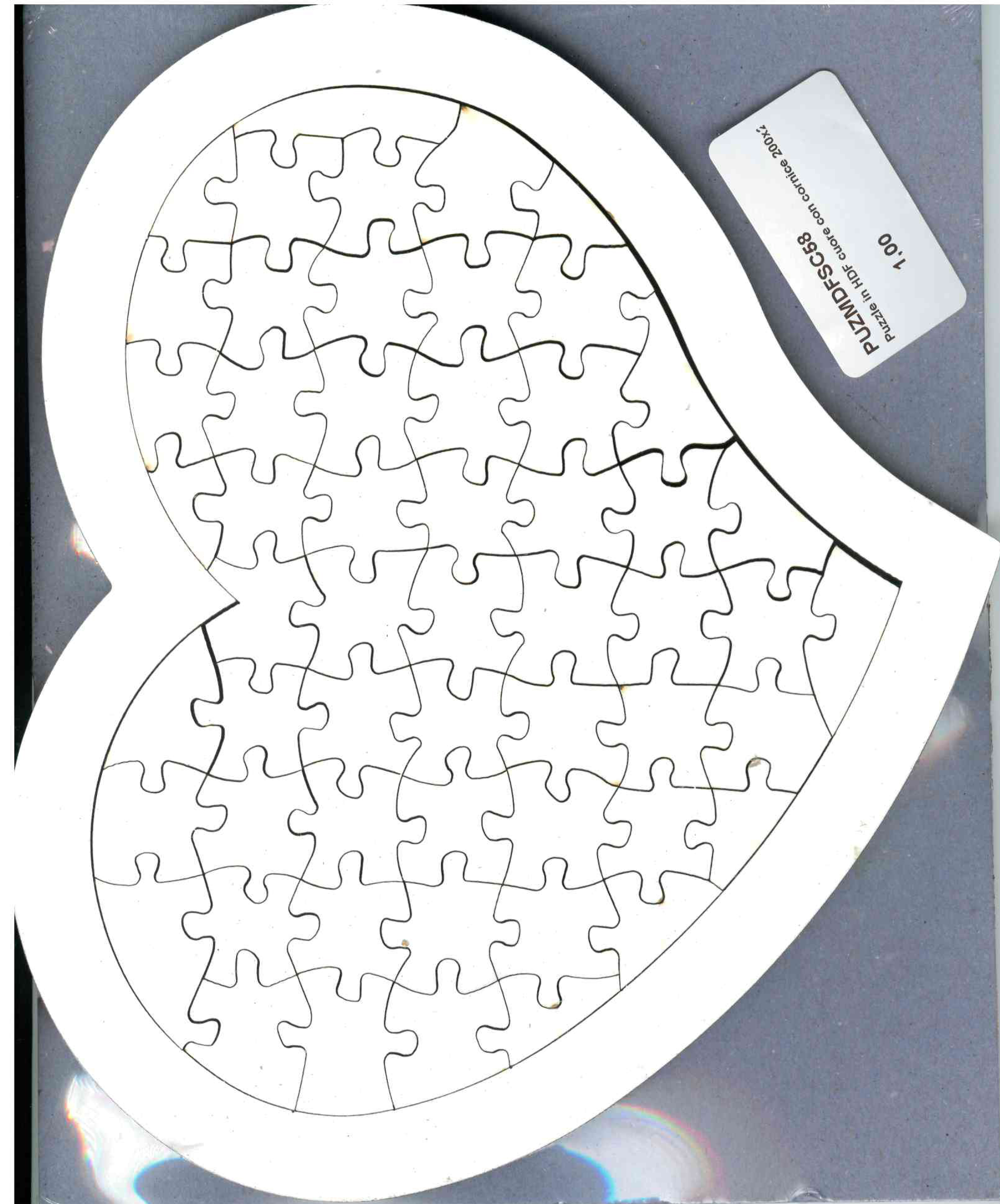 Puzzle in HDF cuore con cornice 200x245x3 55 tes.