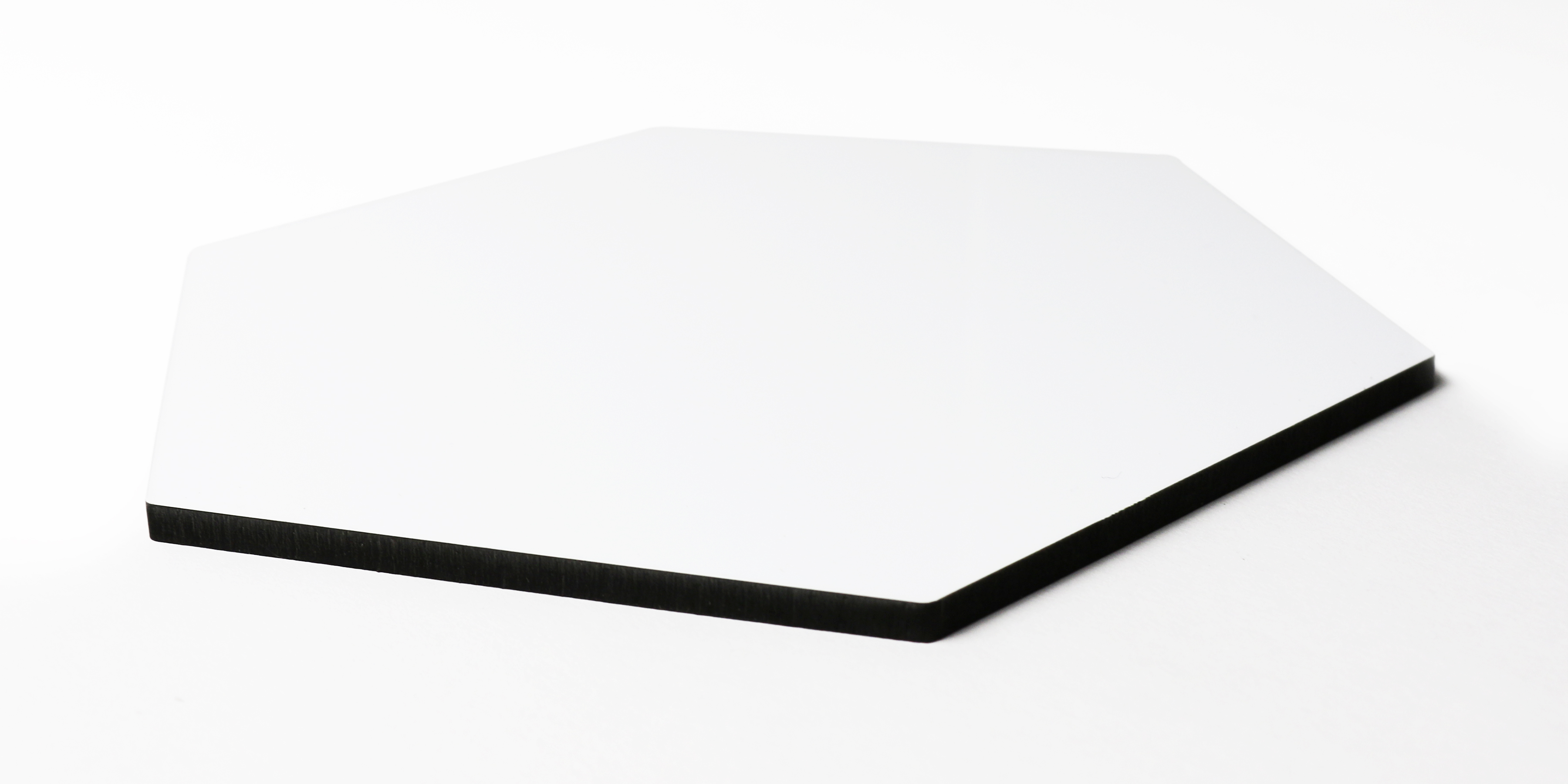 Pannello da muro esag. in HDF CL 20x24cmx6,35mm