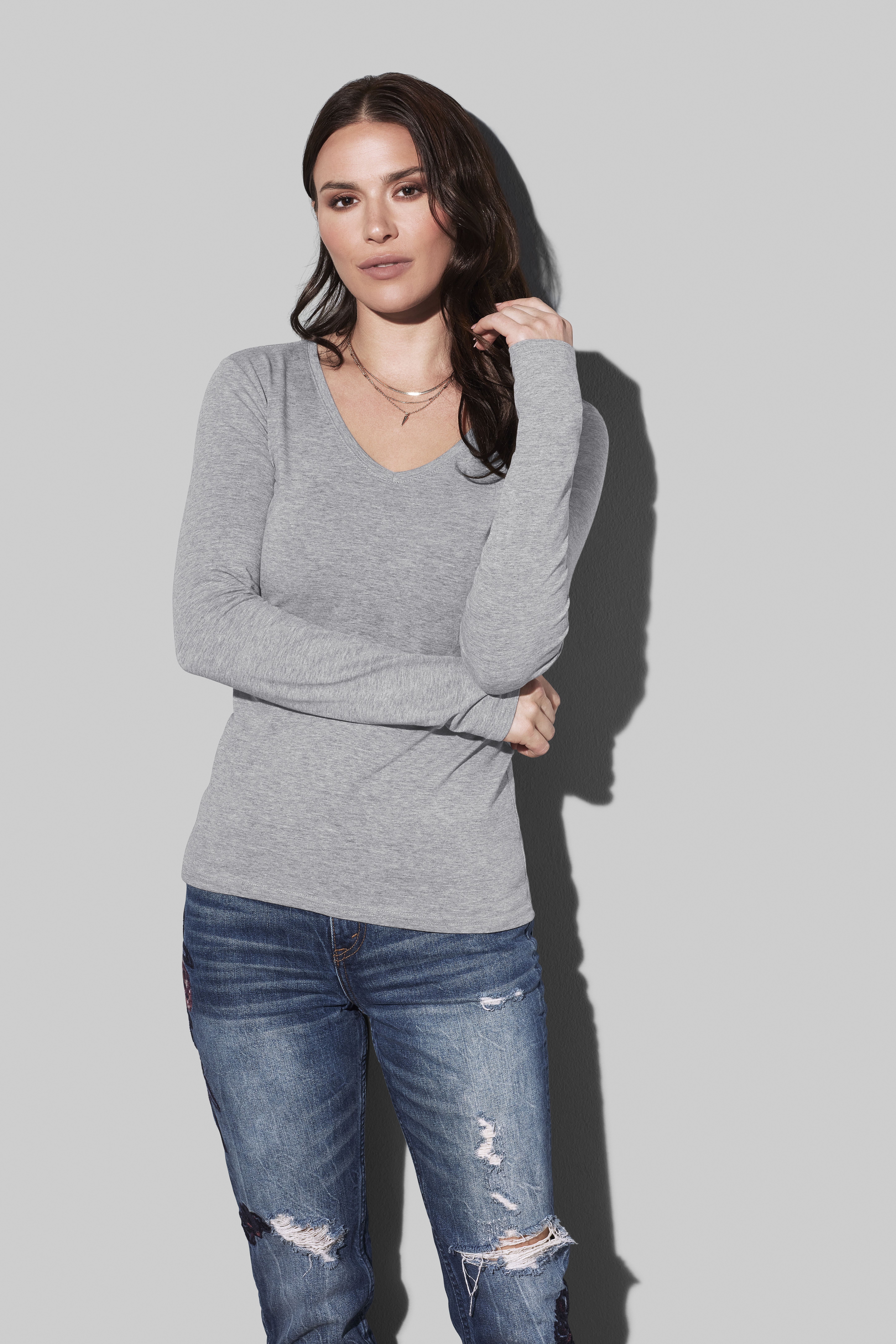 T-SHIRT M/L CLAIRE SCOLLO A V DONNA T-SHIRT M/L CLAIRE SCOLLO A V DONNA